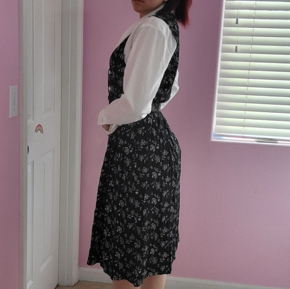 PERI PETITES FLORAL PRINT BLACK  DRESS/SIZE  6 - Picture 3 of 17